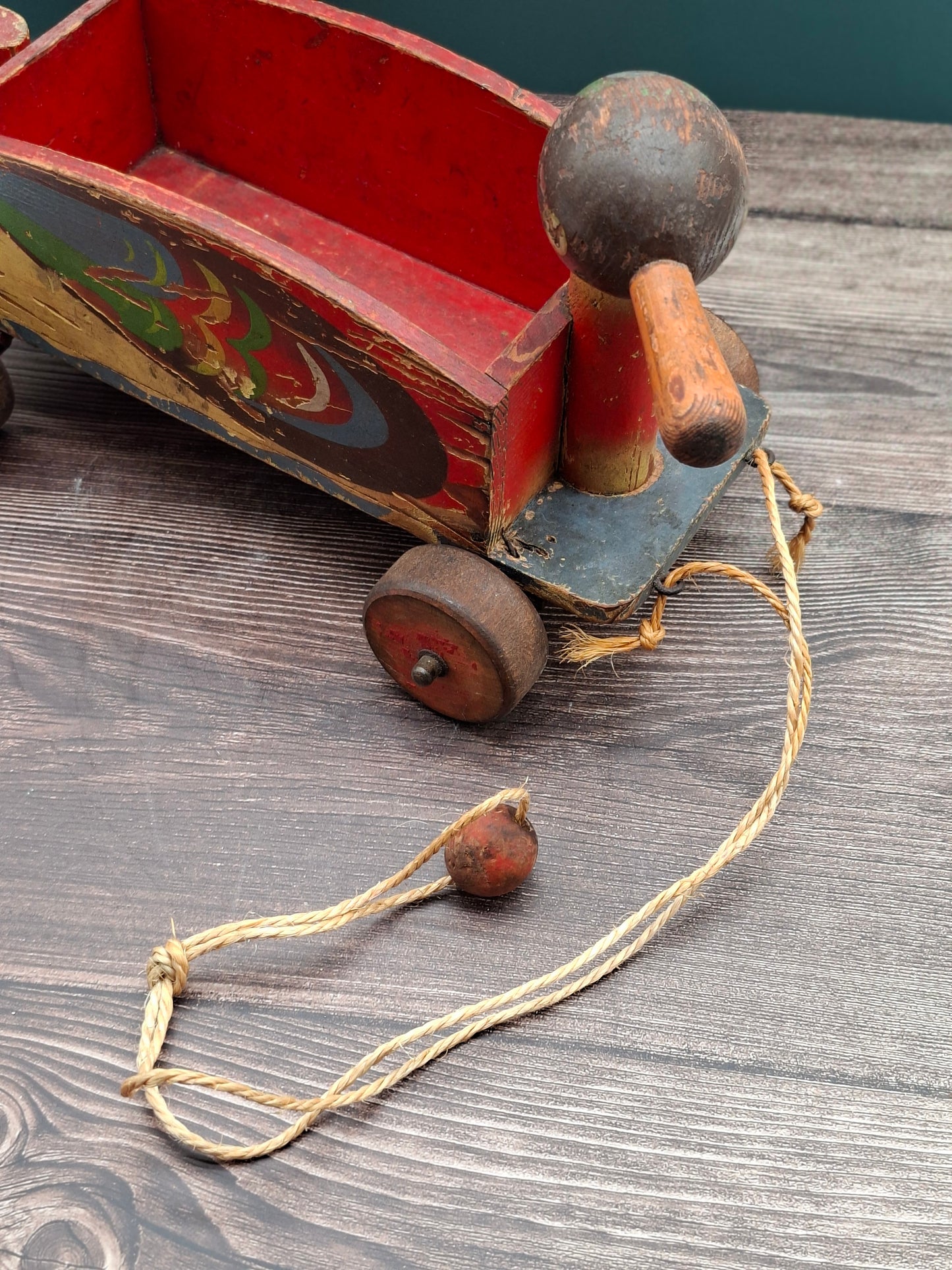 Vintage houten trek-eend – handgemaakt speelgoed uit de jaren ’50
