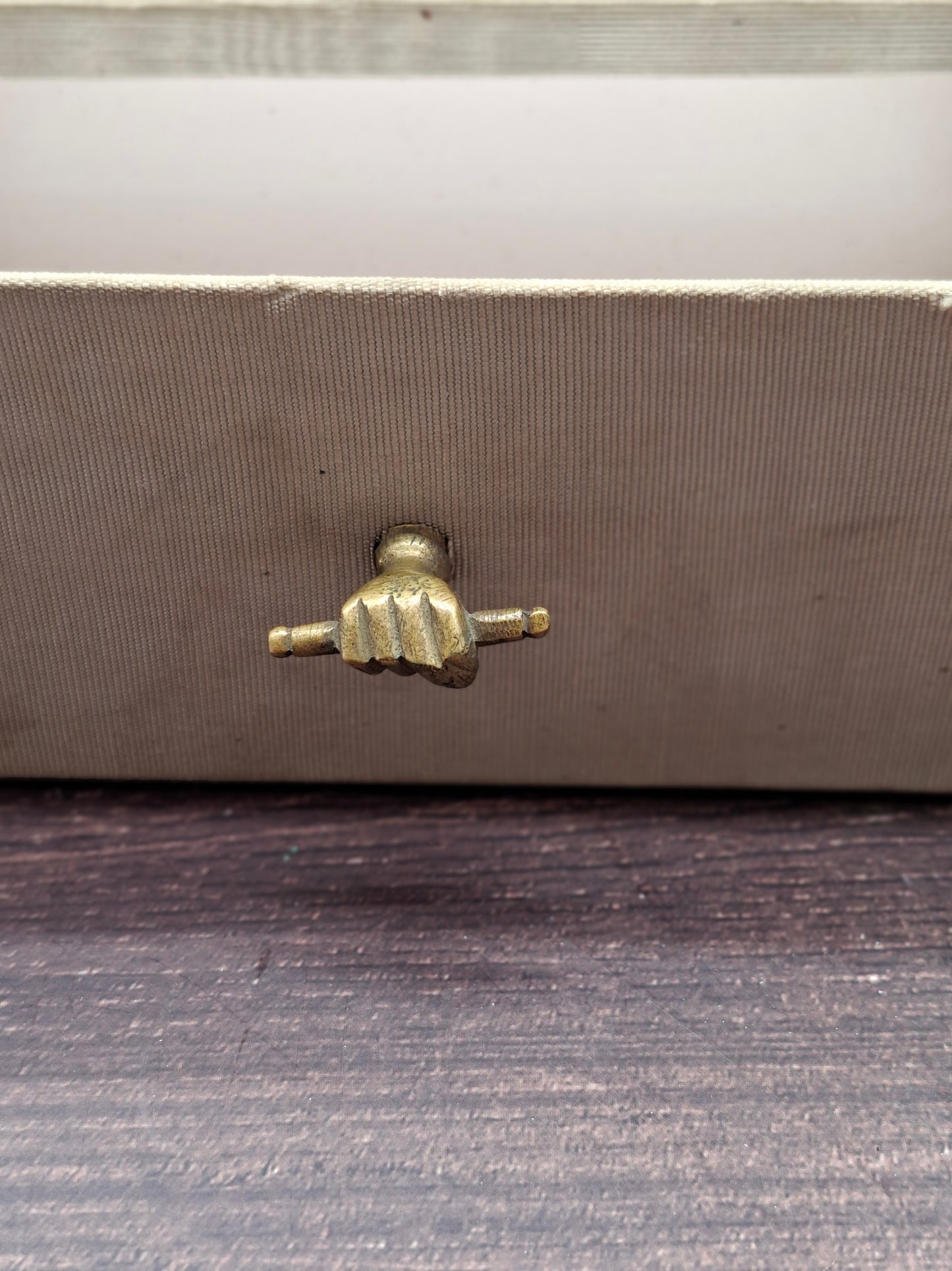 Vintage mannequin / juwelenhouder met Parijse flair