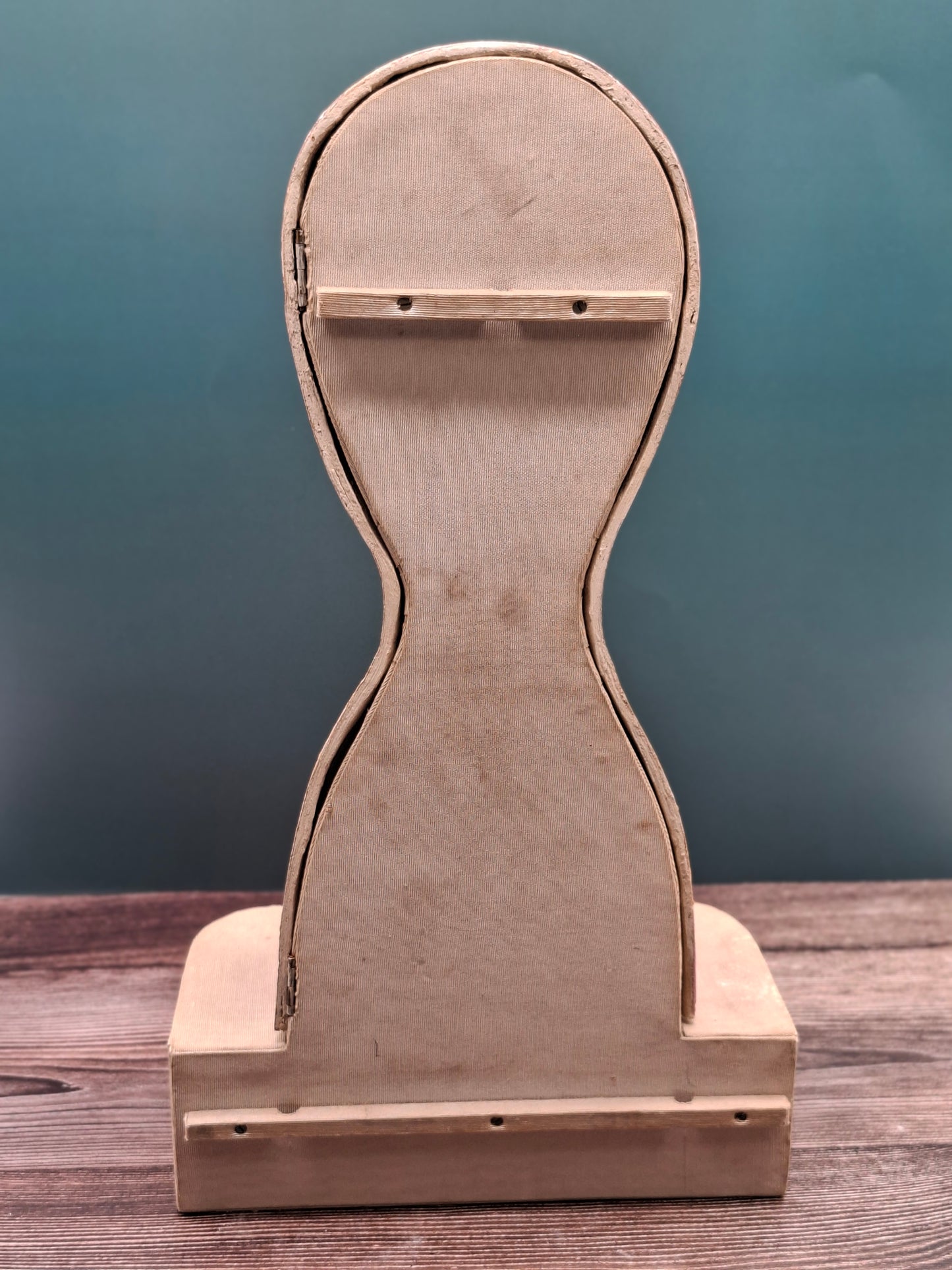 Vintage mannequin / juwelenhouder met Parijse flair