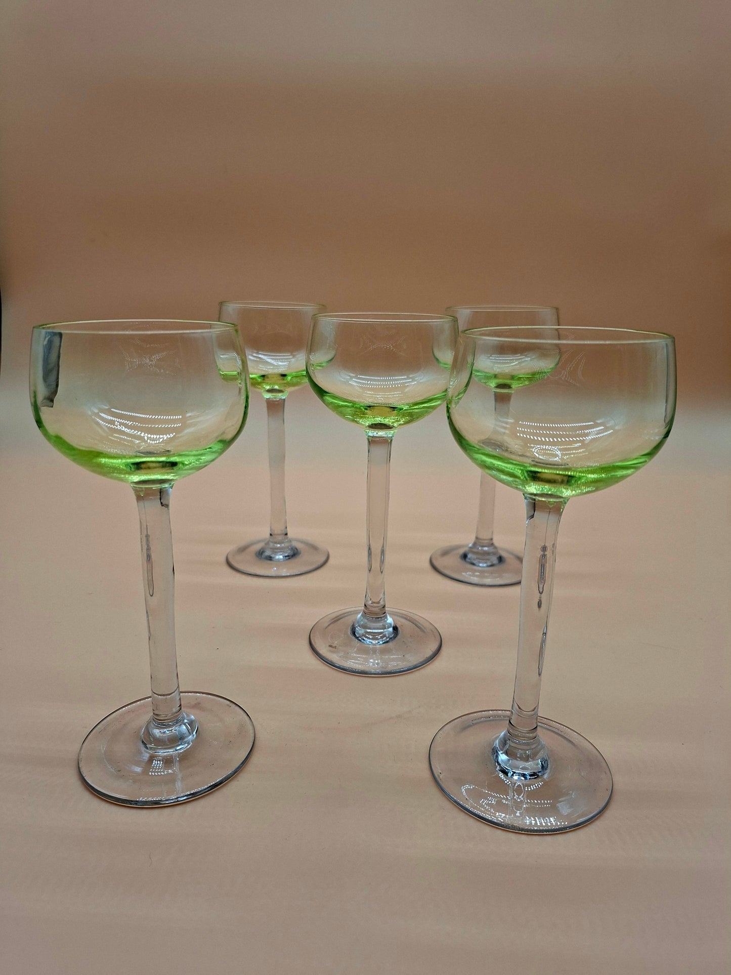 Vintage Uraniumglazen – Set van 5 stralende blikvangers