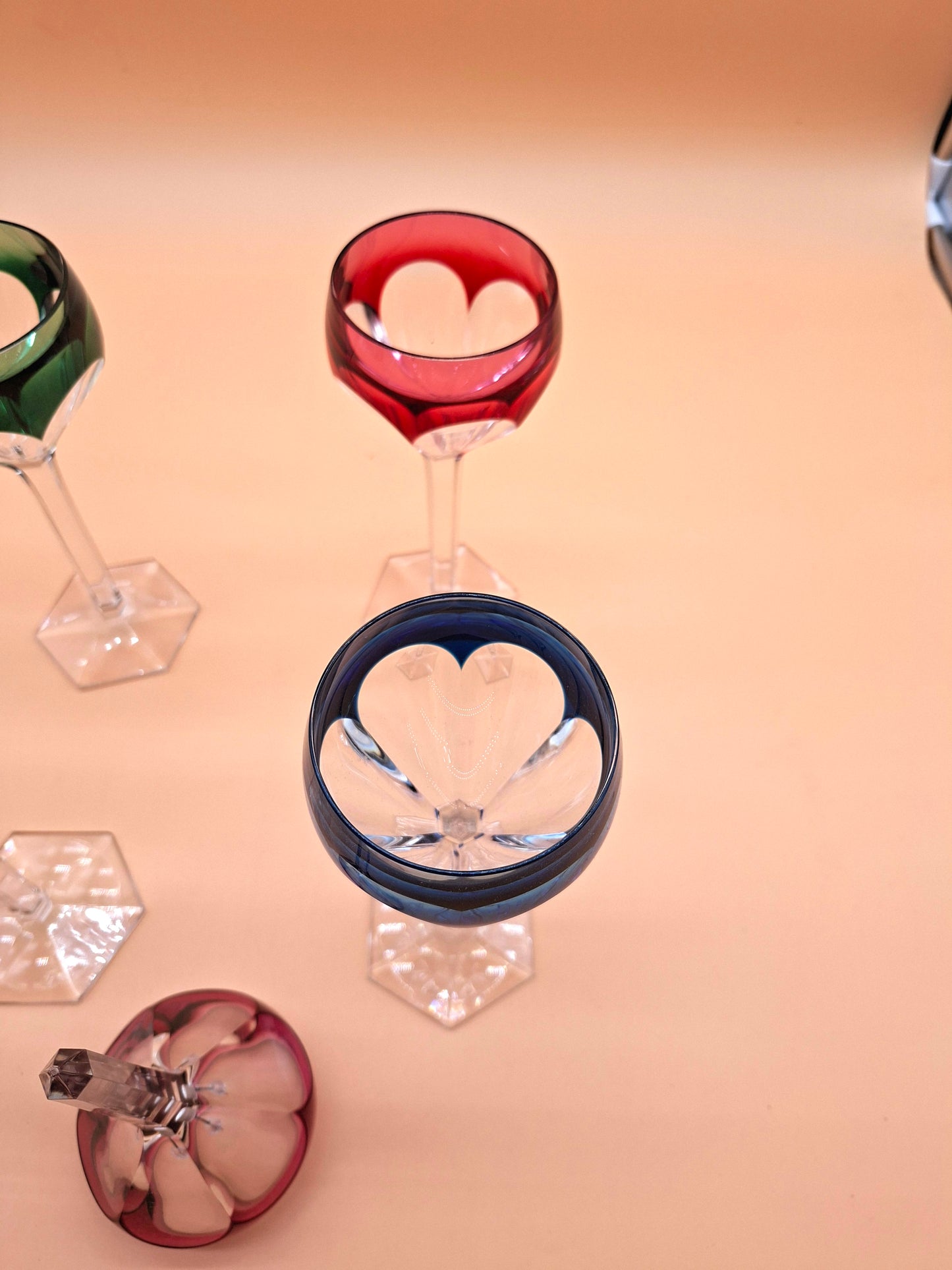 4 Val Saint Lambert 'Tilly' wijnglazen – Dubbelkleurig kristal met zeldzaam belletje
